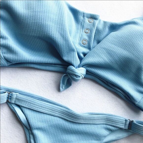 ⭐️ Sweet Girl Light Blue Tie Up Button Bikini Crop Top - Picture 5 of 5